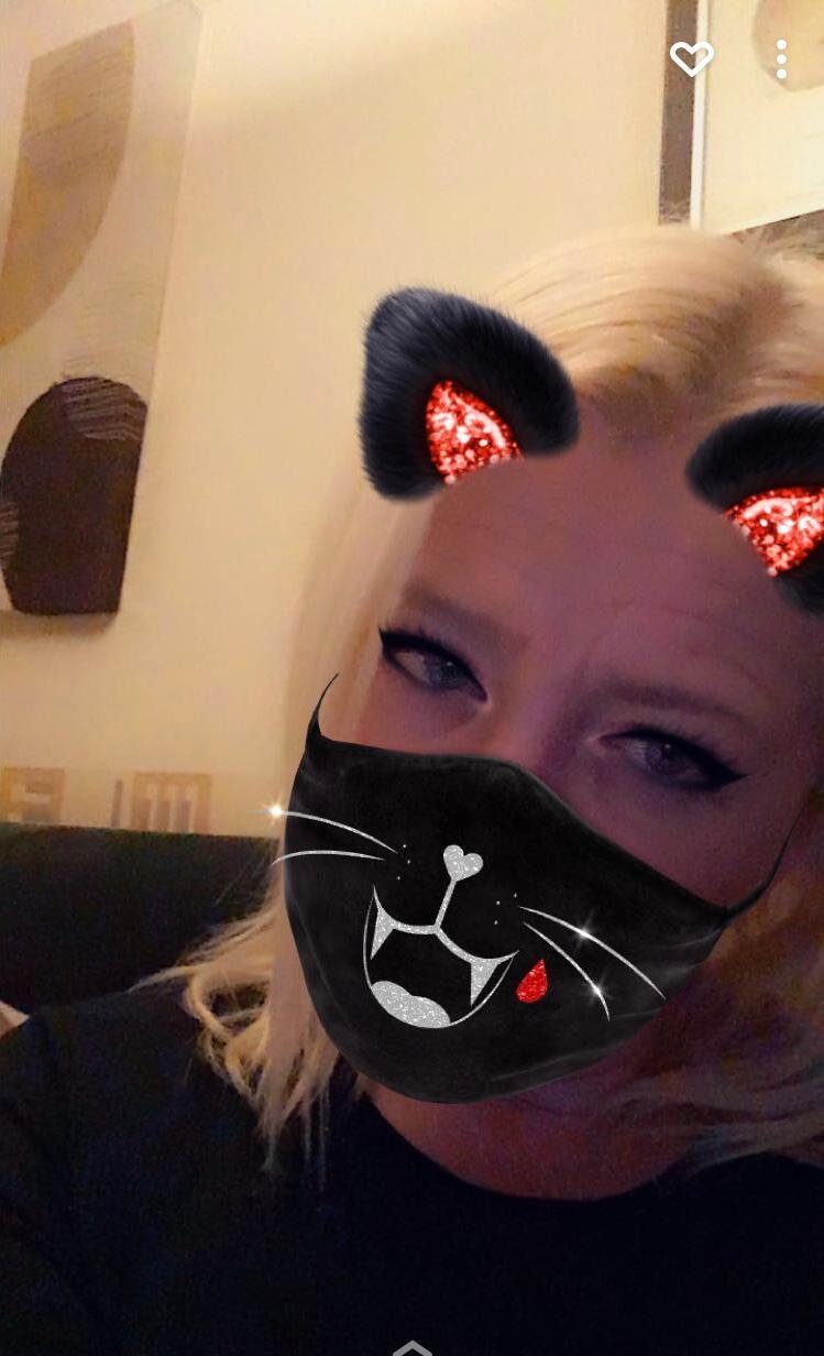 Let's get chatting guys!!
