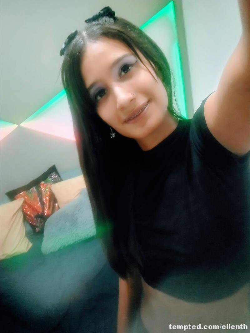 Hello, I am a very active new girl and eager to please you in my exclusive content.