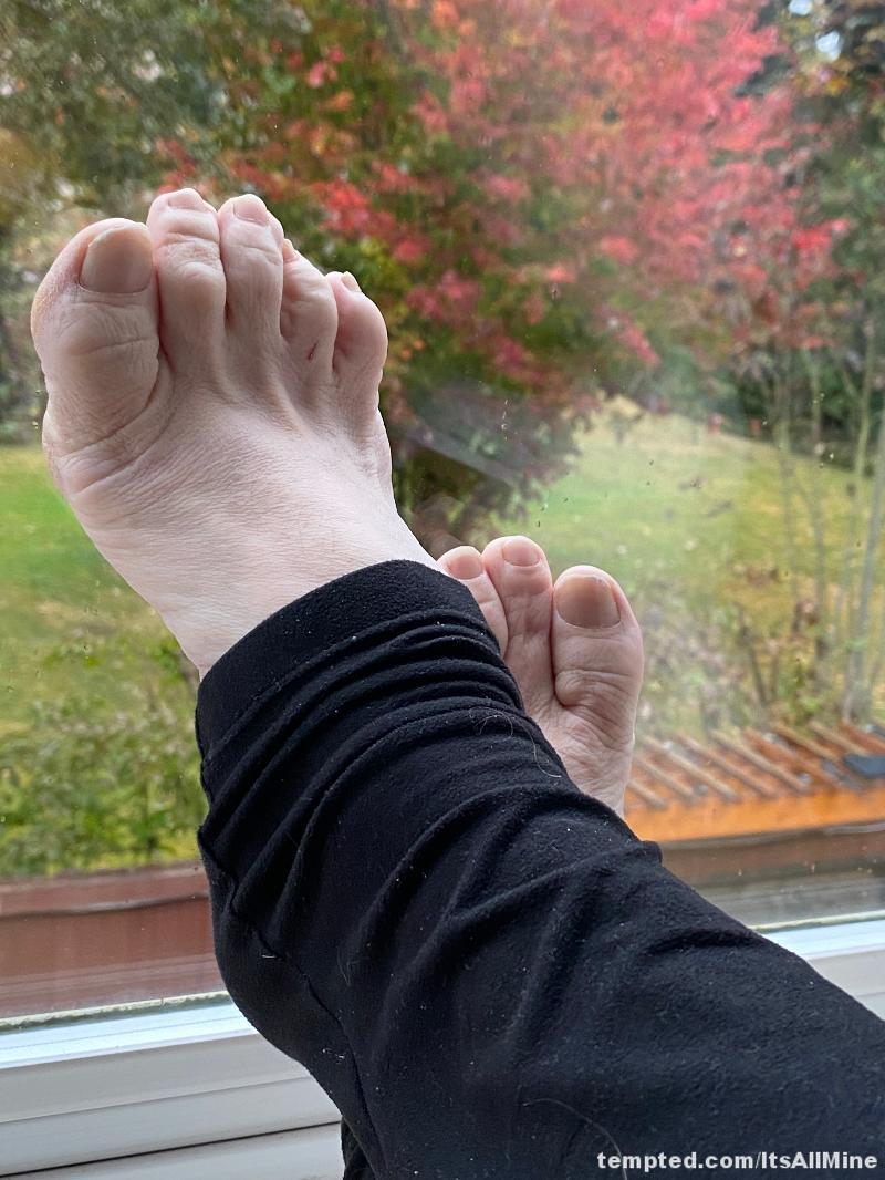 Fall Feet