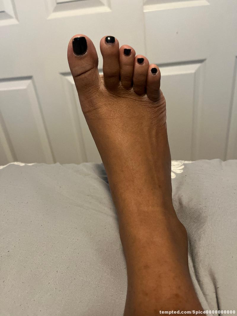 feet