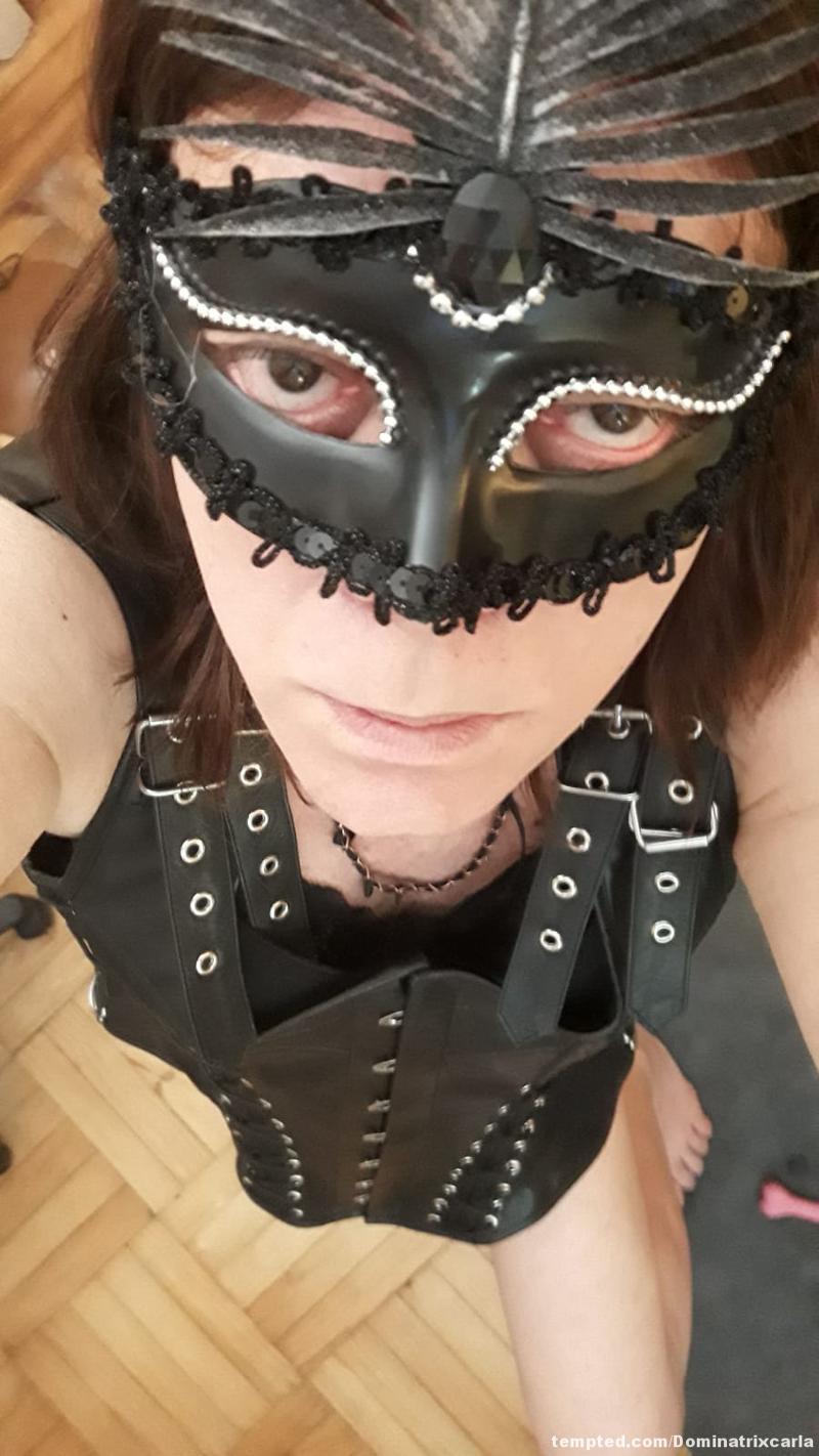 Ama Dominatrix  severa Carla 