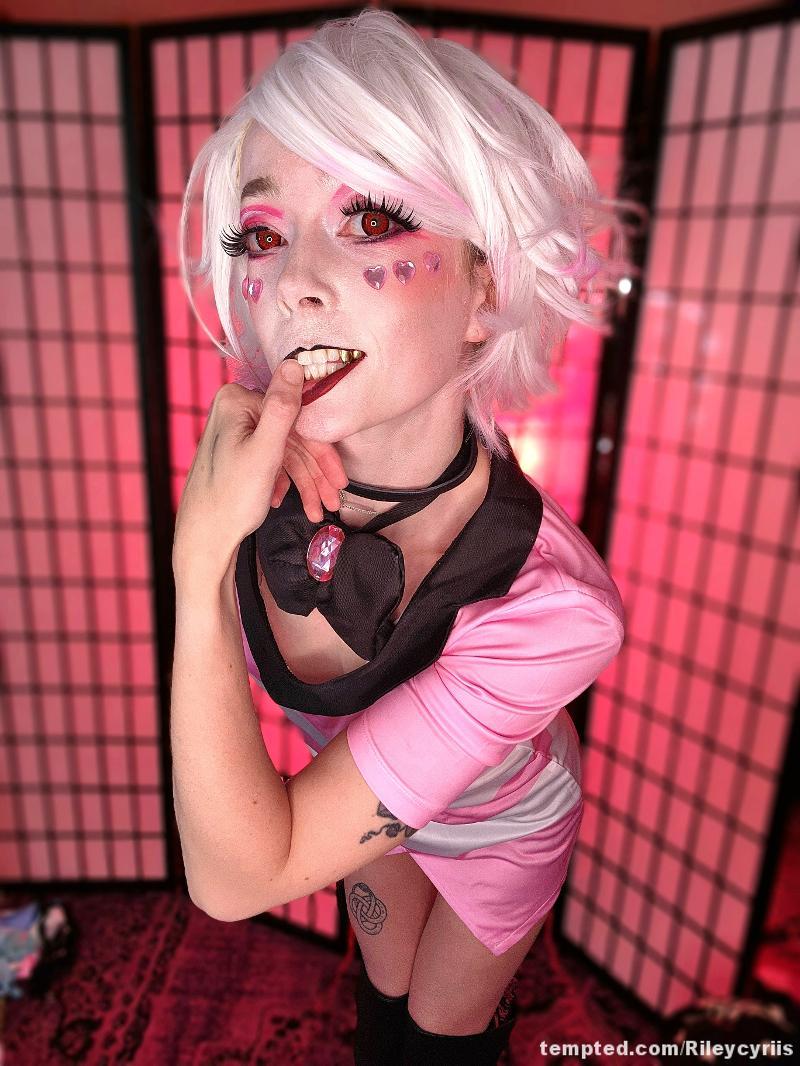 Angel Dust from Hazbin Hotel cosplay 😈
