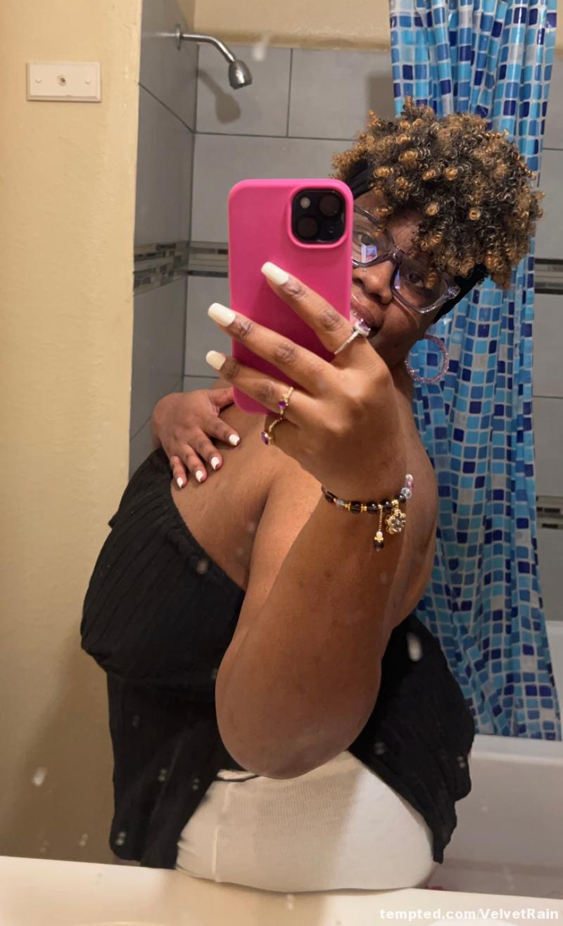 😘