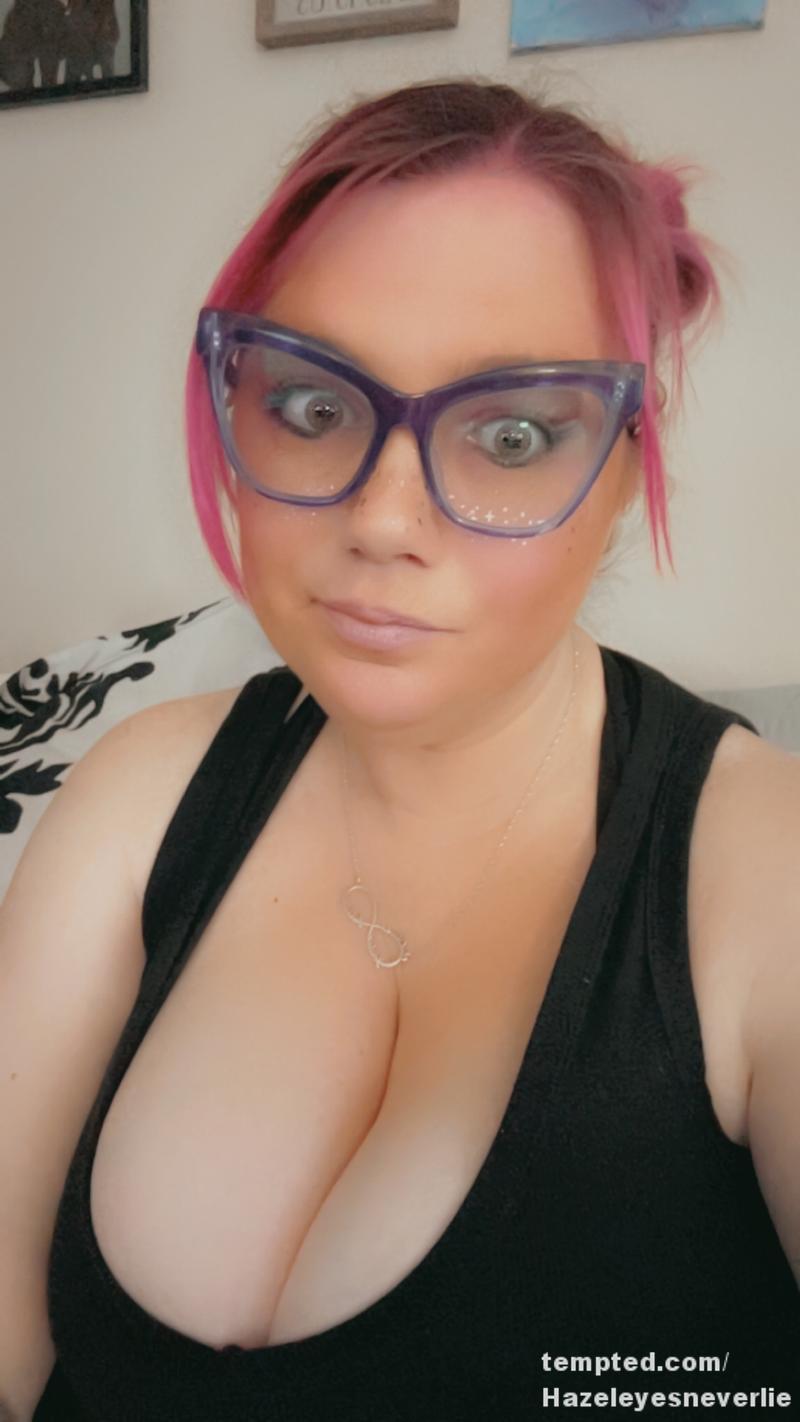 Just a little bit of me  #Sensual  #Tease  #Foreplay 