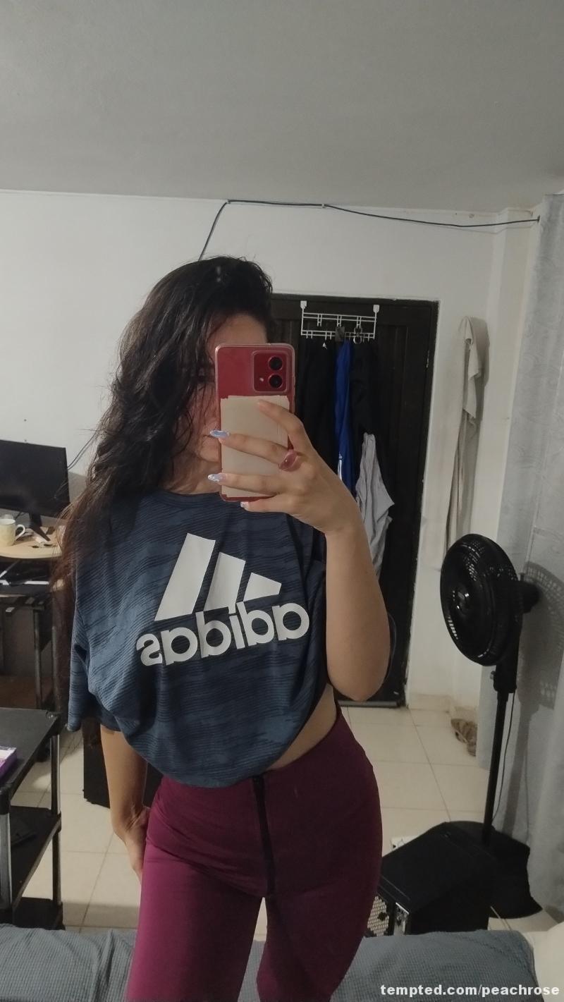 relaxed girl #AmateurPhotos #sexytime #skinny 