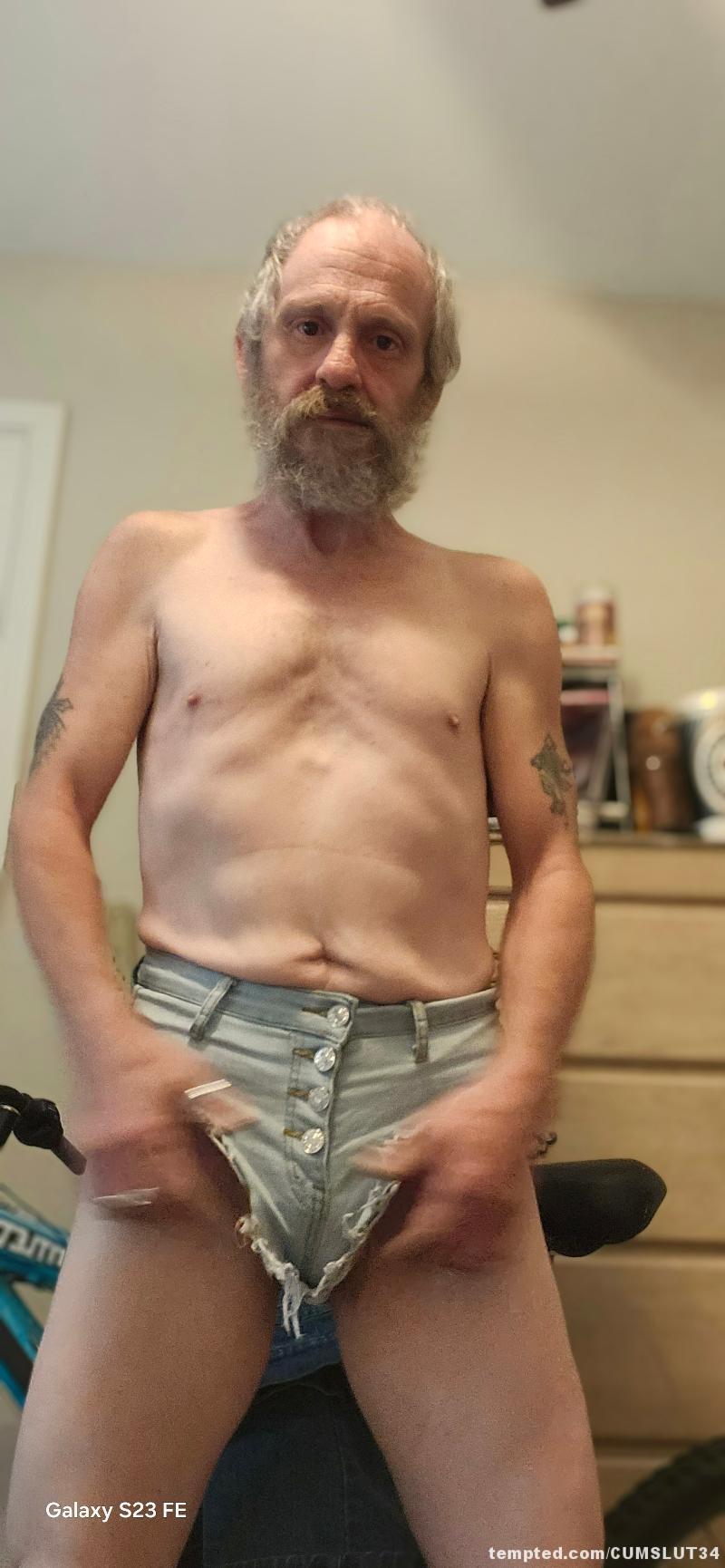 CUMSLUT34