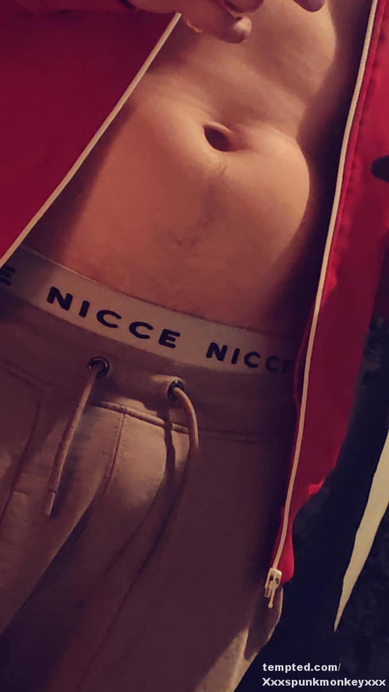 (New) cum see the package 😜😘❤️