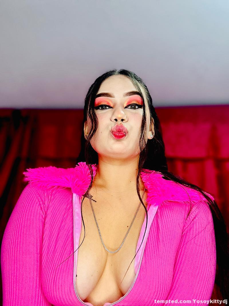 ROSA CALIENTE 