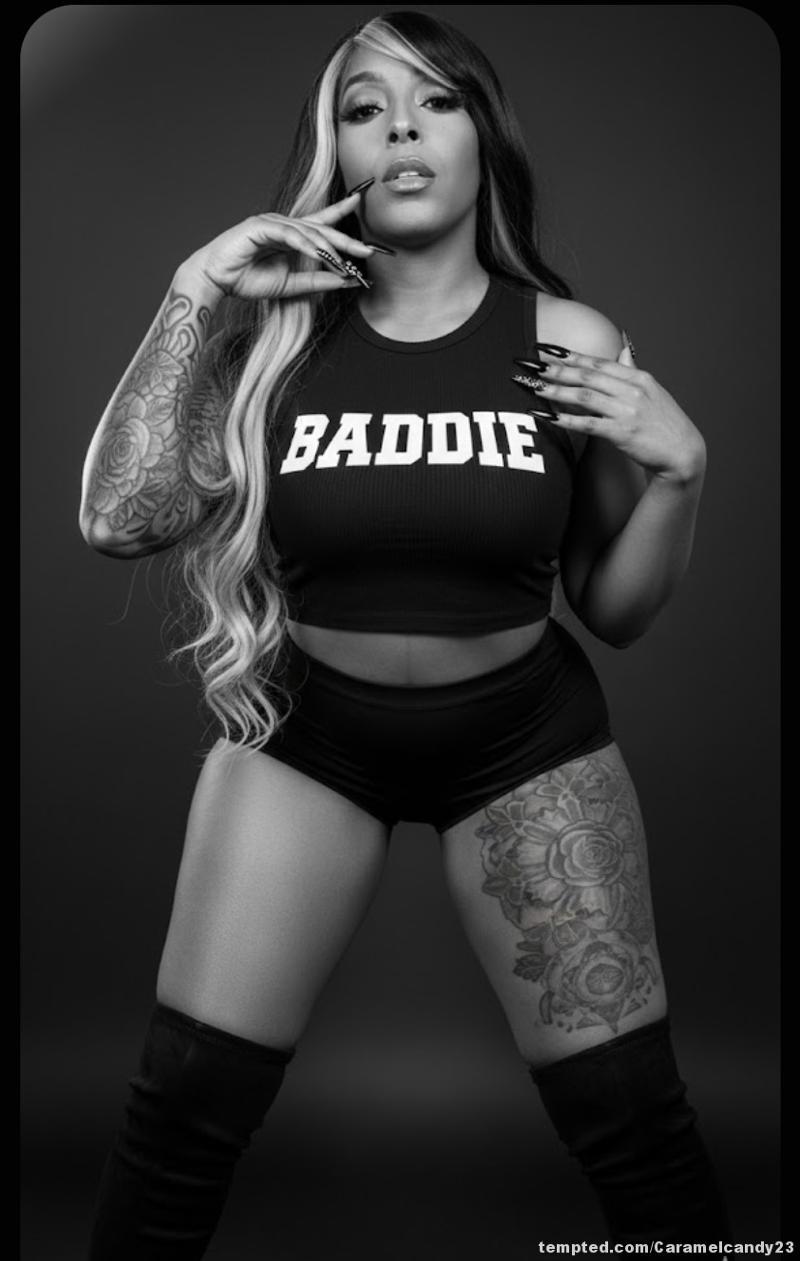 Do u like me with tats or no tats ? #bodyartpassion 