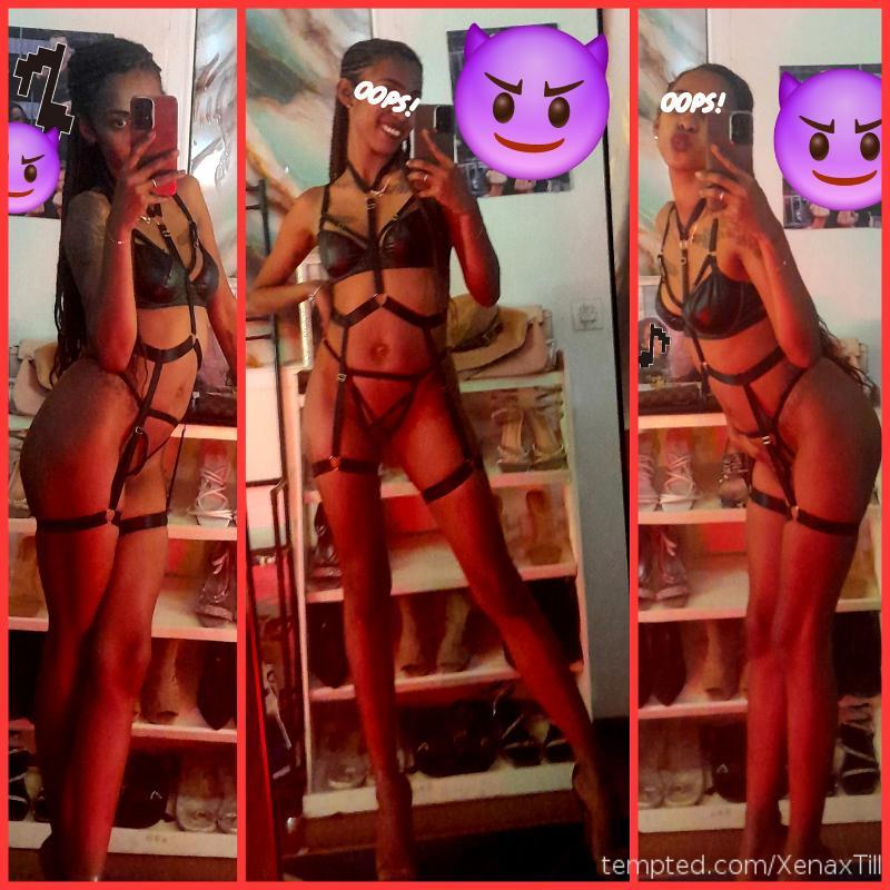 Plus tu joues,  plus je deviens coquine 😈