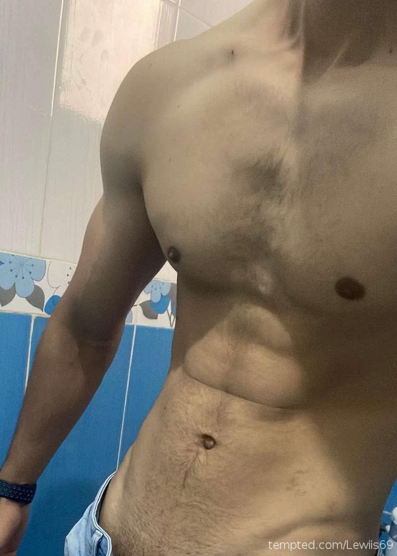 first content here.. stay tuned for more exclusive content 🥵♥️