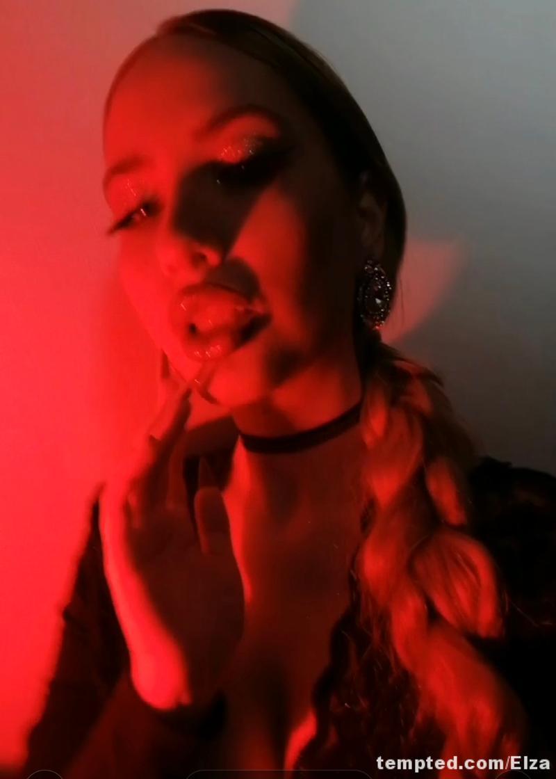 That blonde you think about before falling asleep!✨️ #fantasylover  #secretcrush  #nocturnalthoughts 