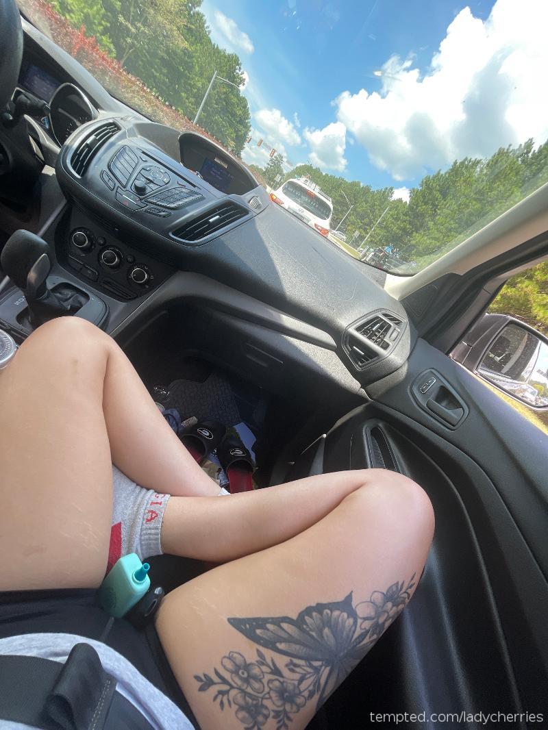 Fun outing with friends but it’s getting hot out here 🥵 #summerheat  #hotnheavy  #hotandbothered 