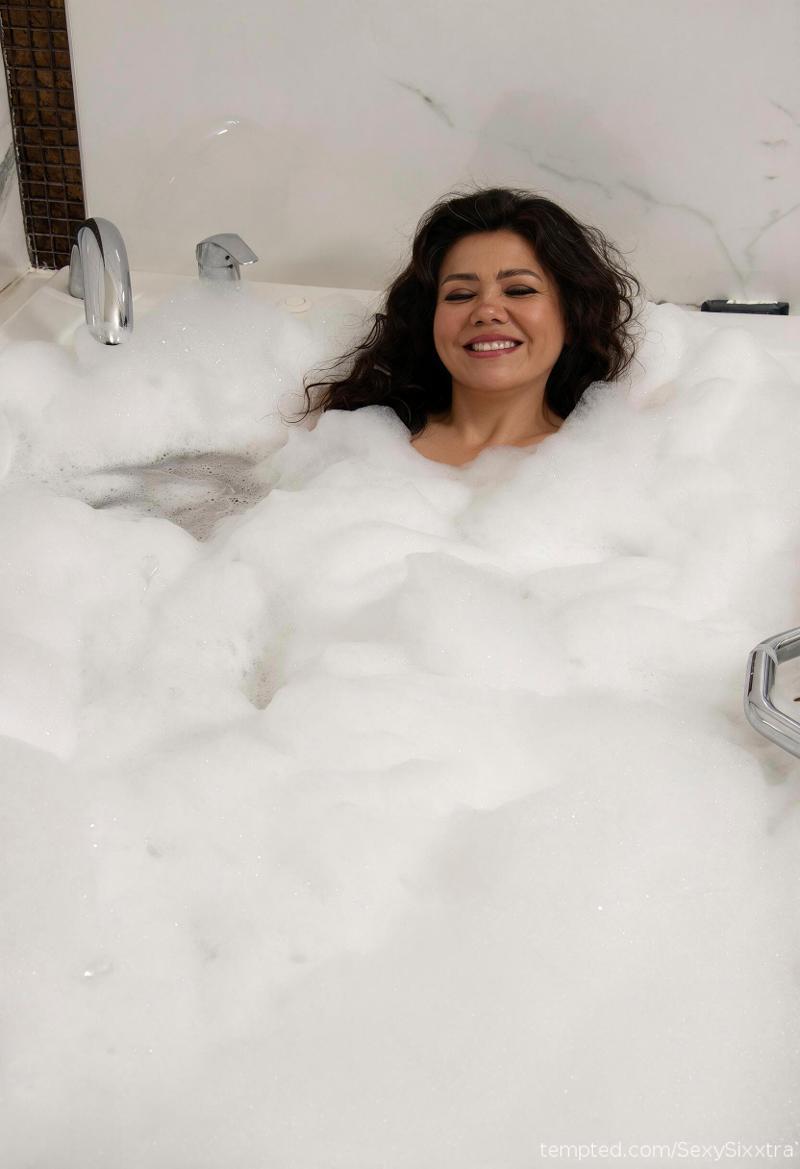Sensual Bath Time  