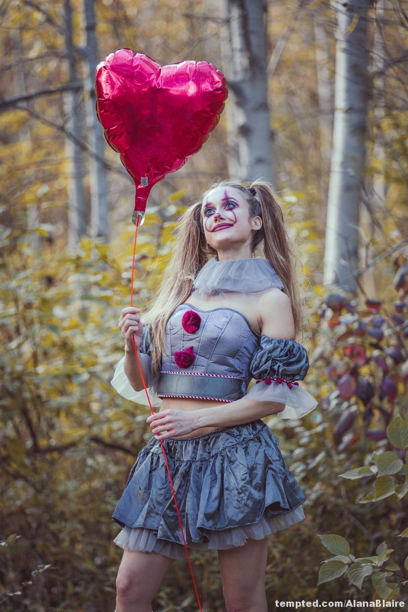 We all float down here 🎈 
