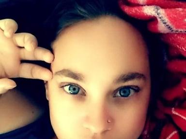 SEXYANGELEYEZ