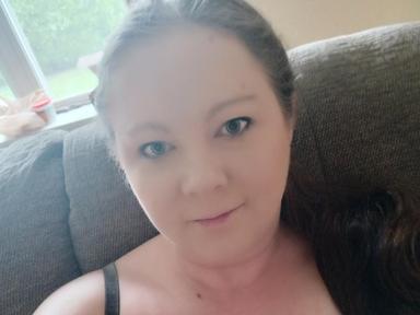 janineee1022