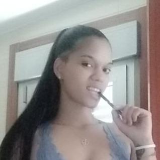 Morena_Canela