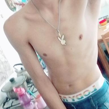 Nicolas23