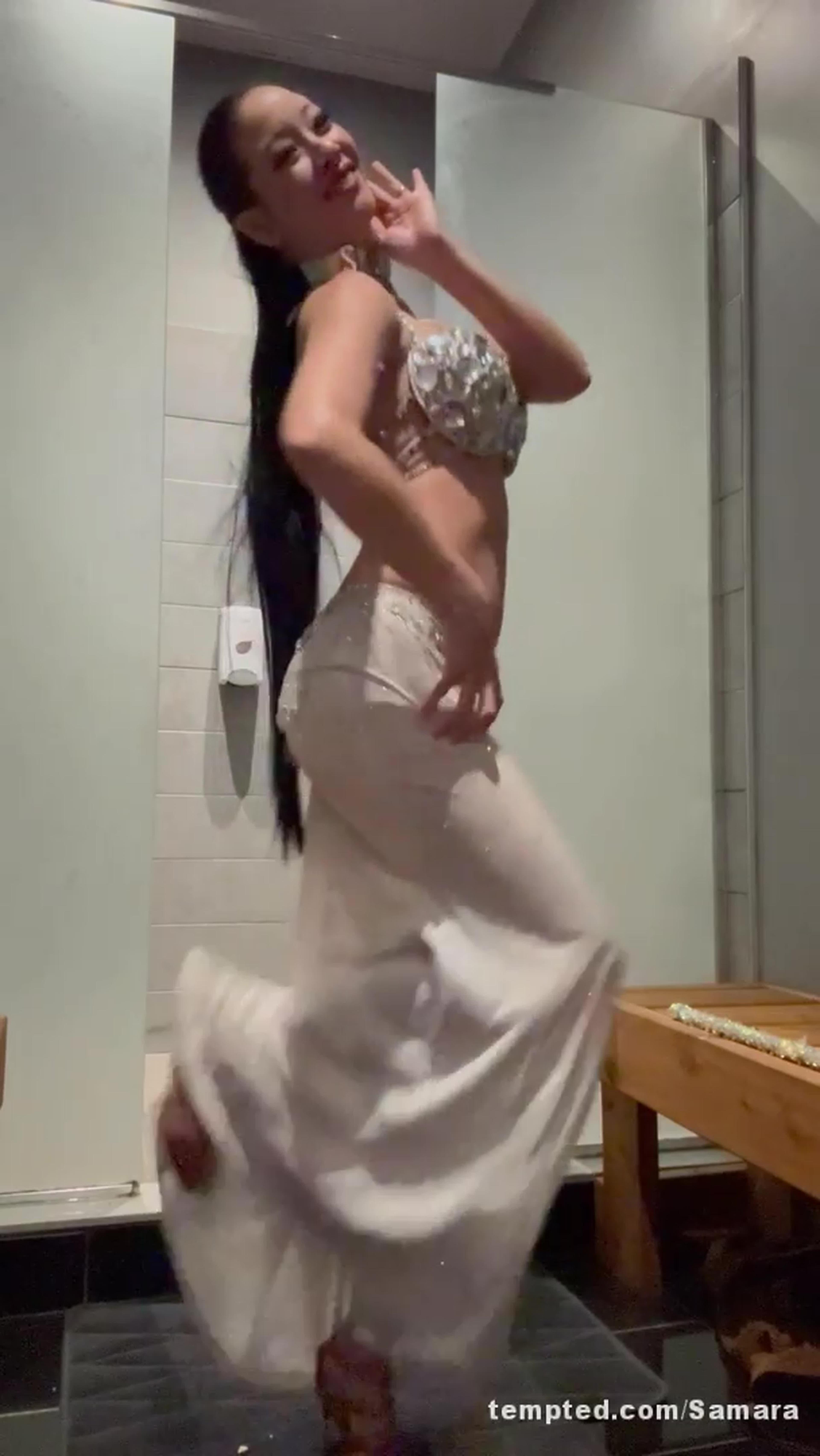 Whose your slutty #sluttyvibes #naughtygirl girl