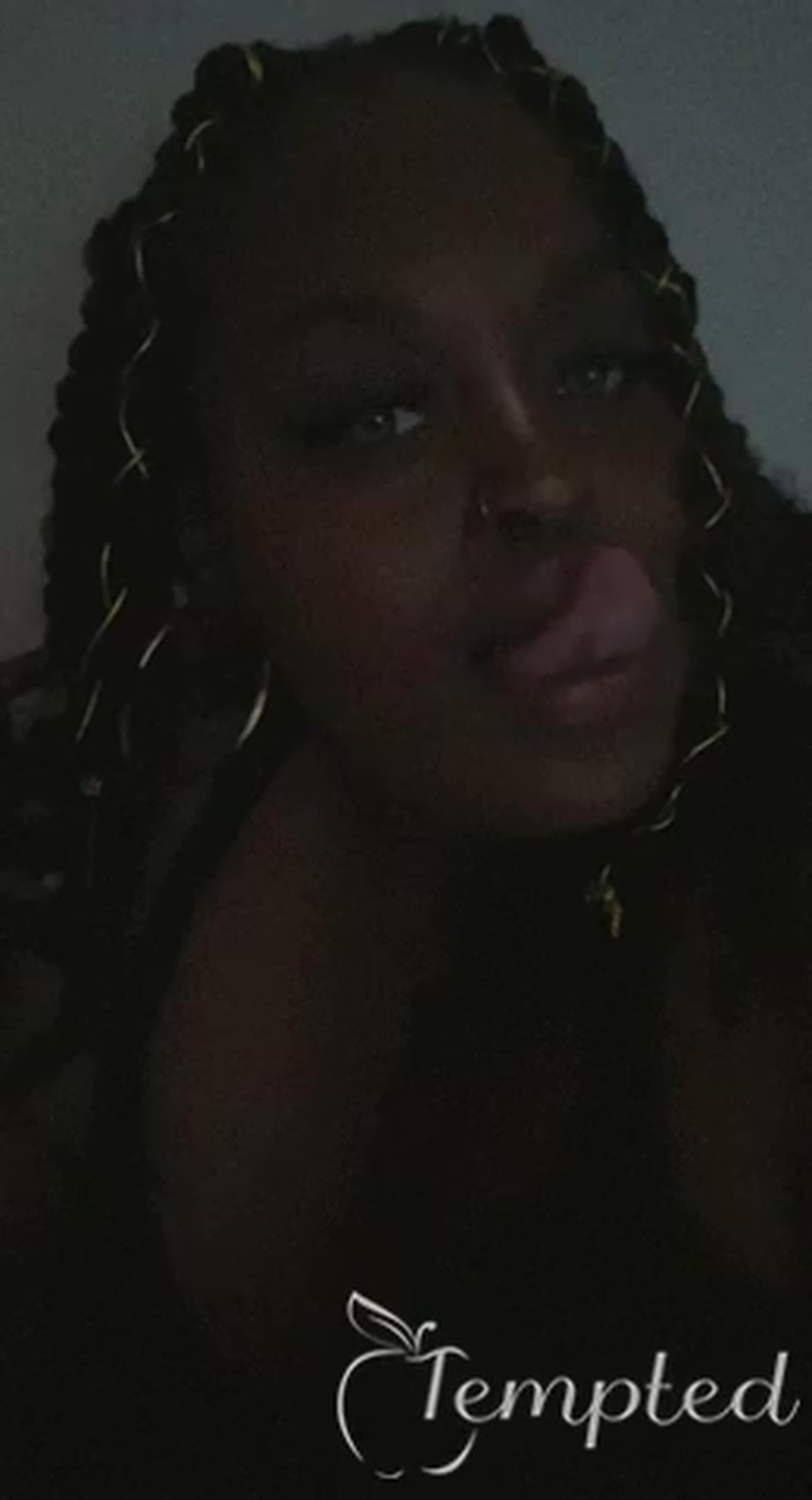😘