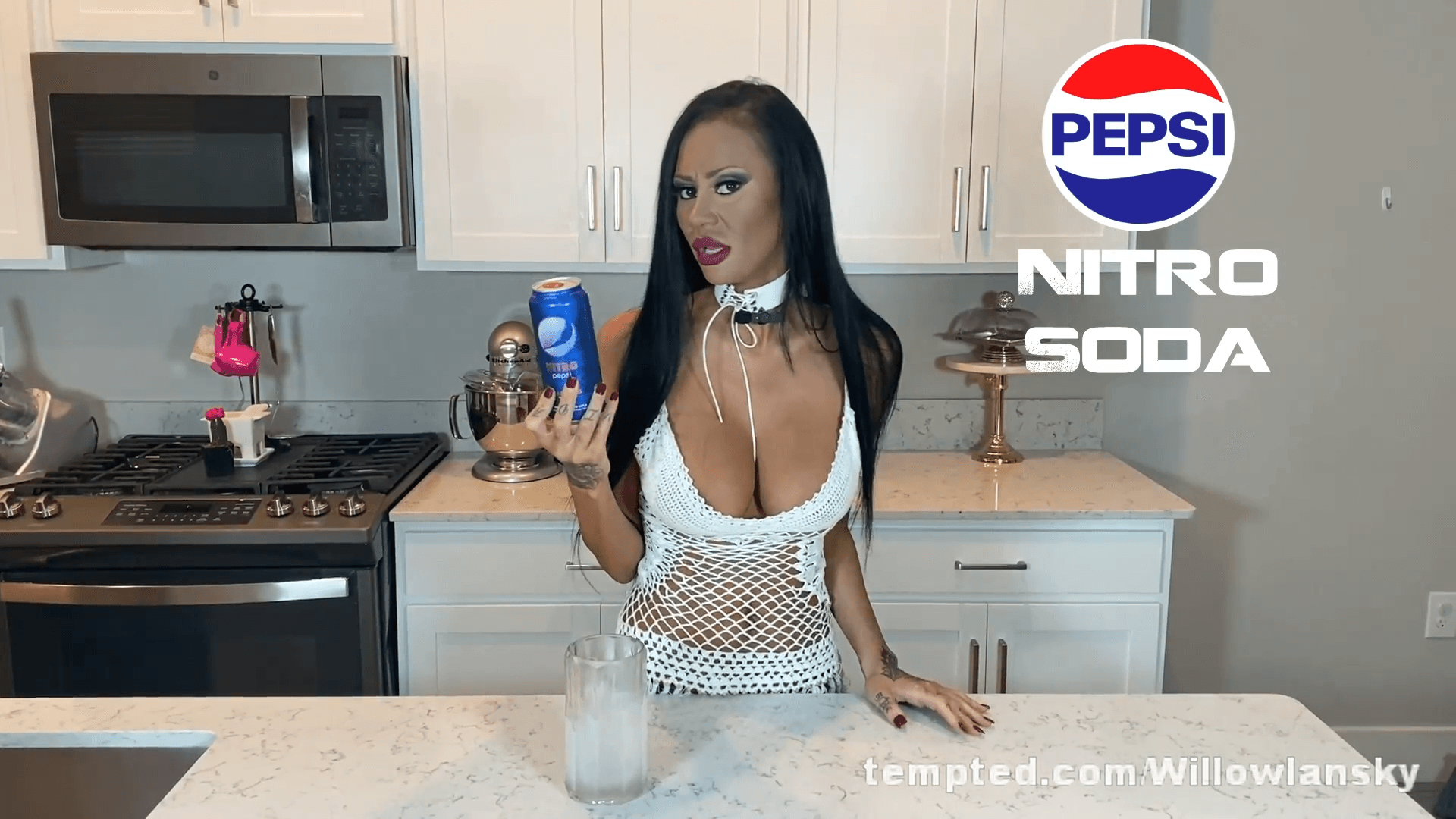 Willow Lansky Topless Food Review Pepsi Nitro