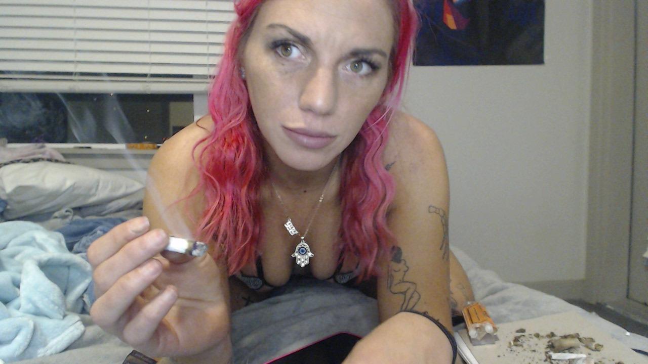 my first ever tempted show :) #slut #inked #pawg #tattoos