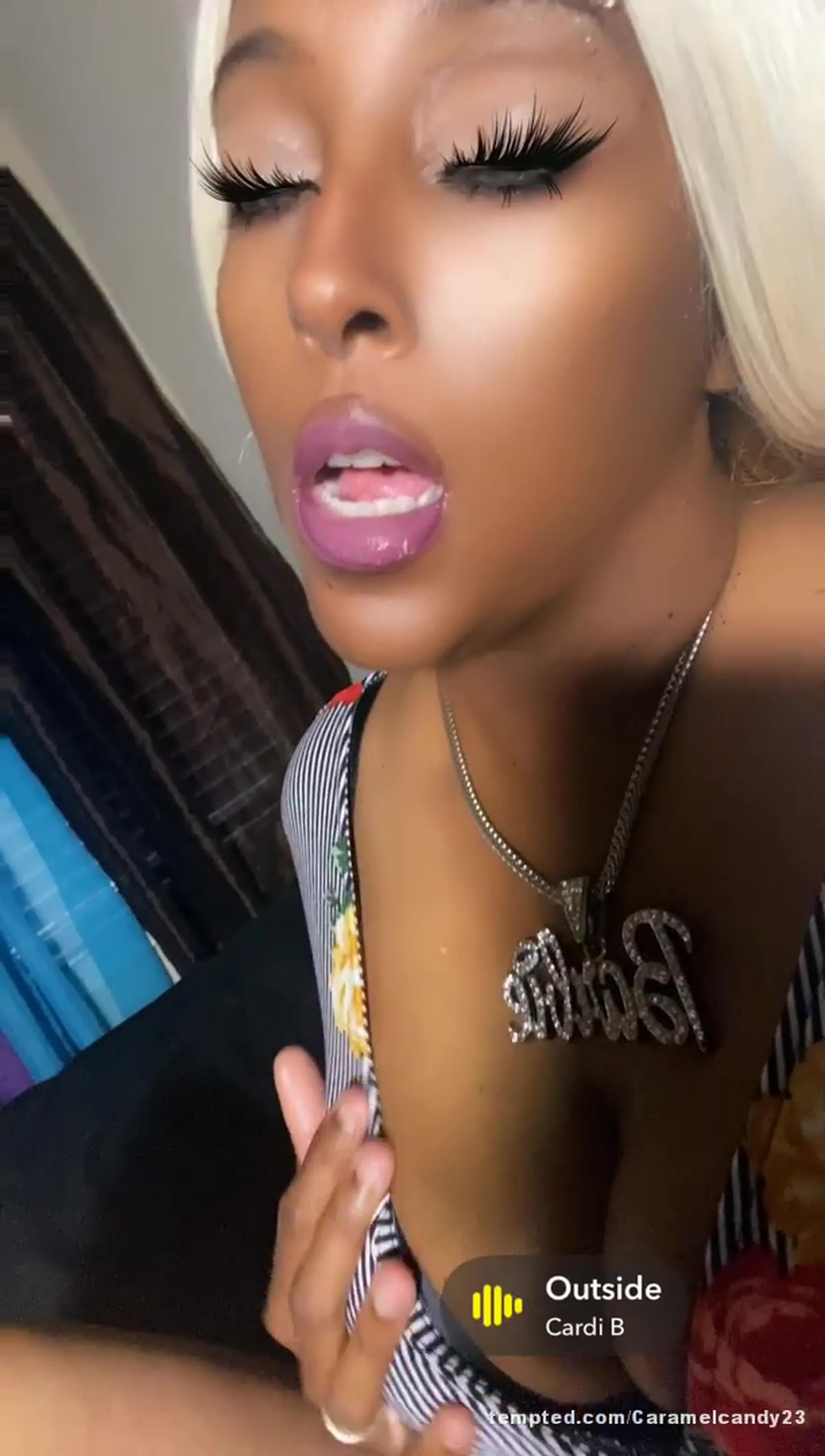 Let’s fuck outside #riskydesire #forbiddenseduction