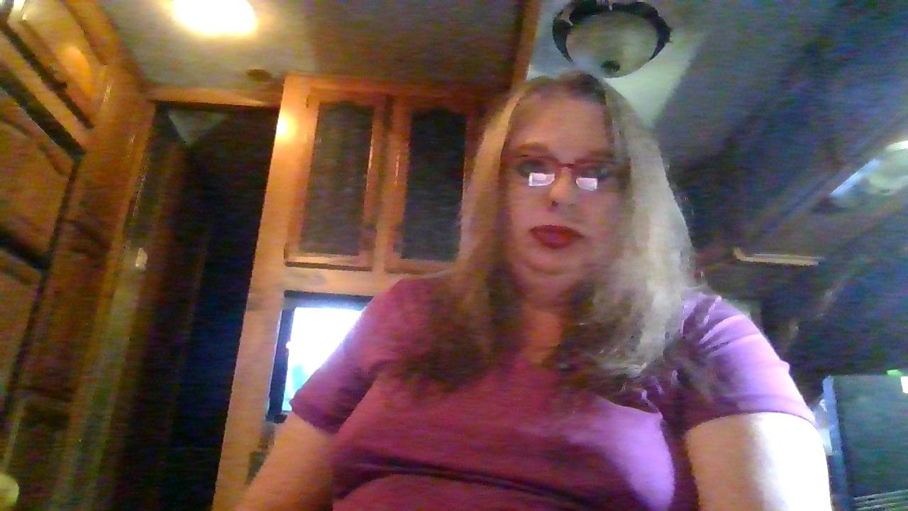 come play with me!