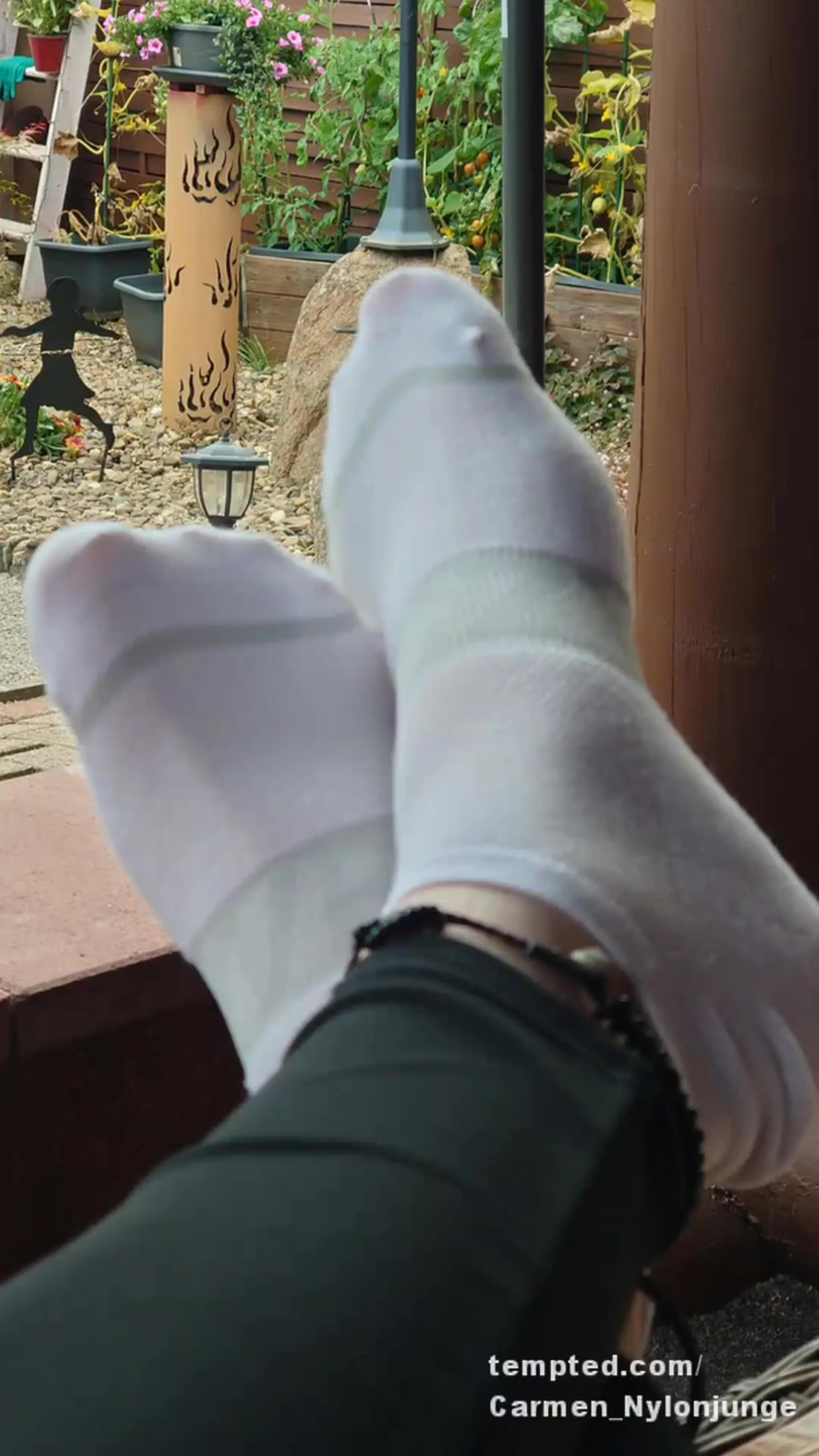 Entspannung nach dem Regen.. Nach dem Regen wurde es Kühler und ohne meine Socken ging nichts mehr