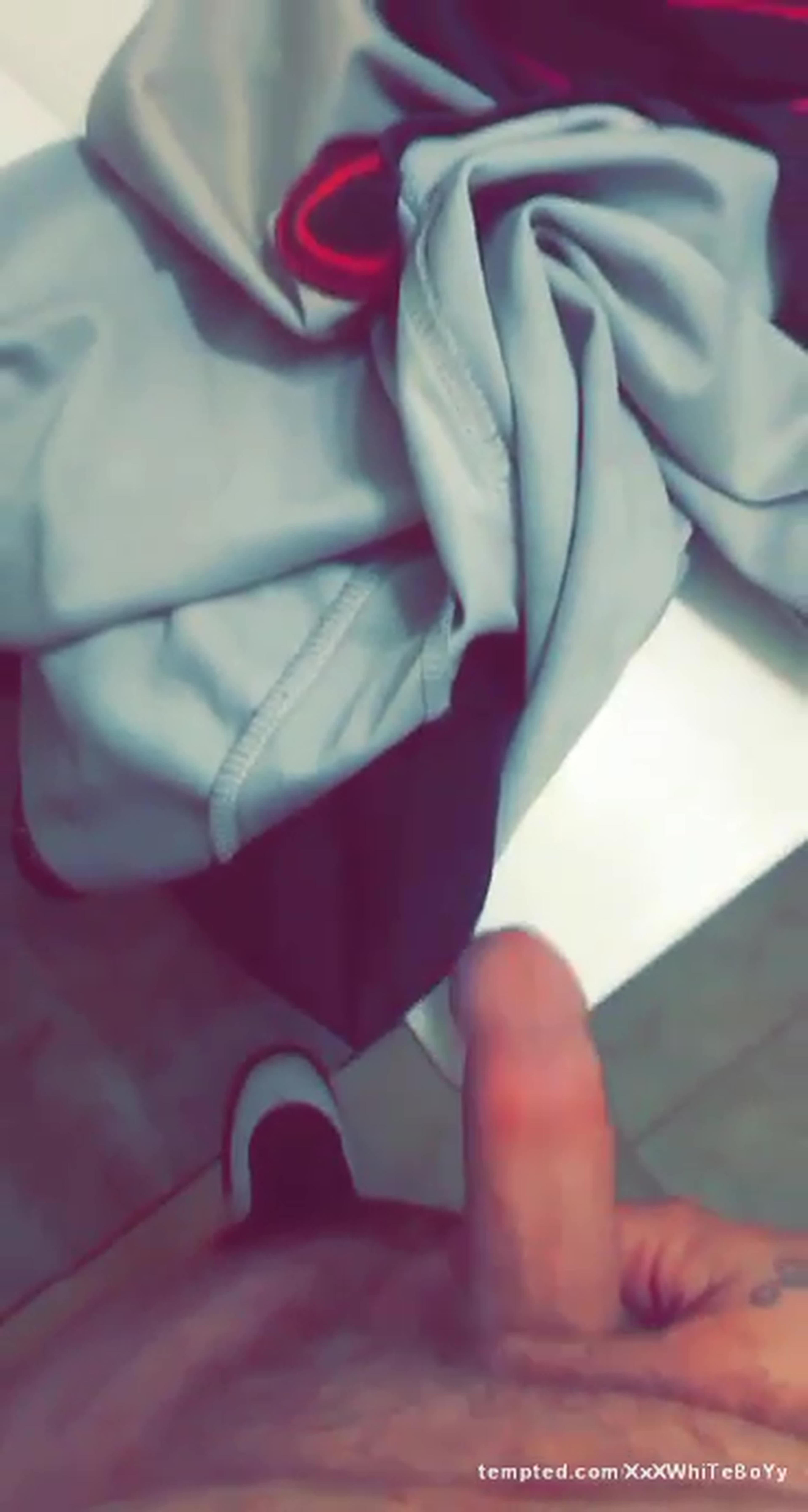 Dick jiggle