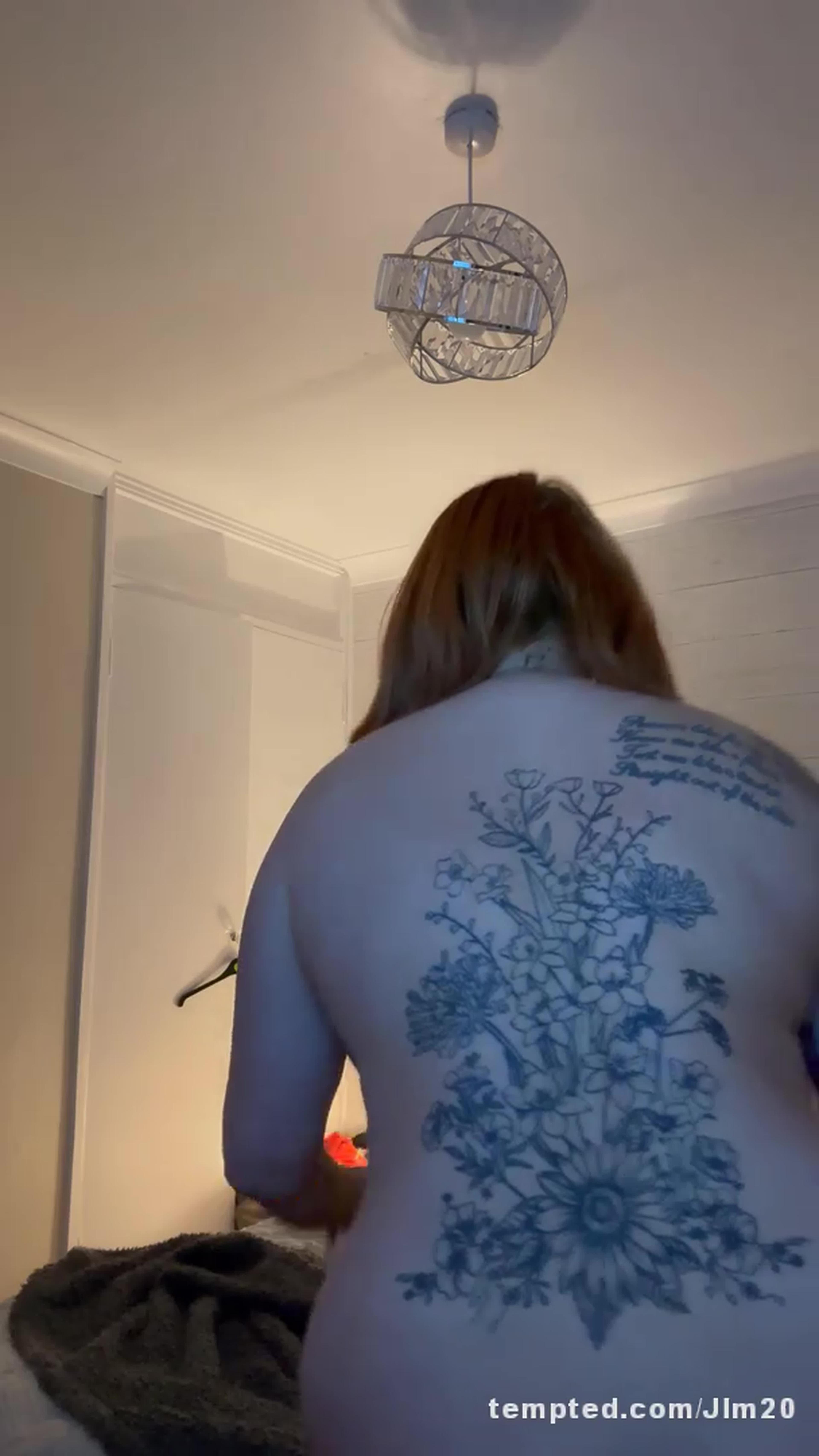 stoned mumma dancing