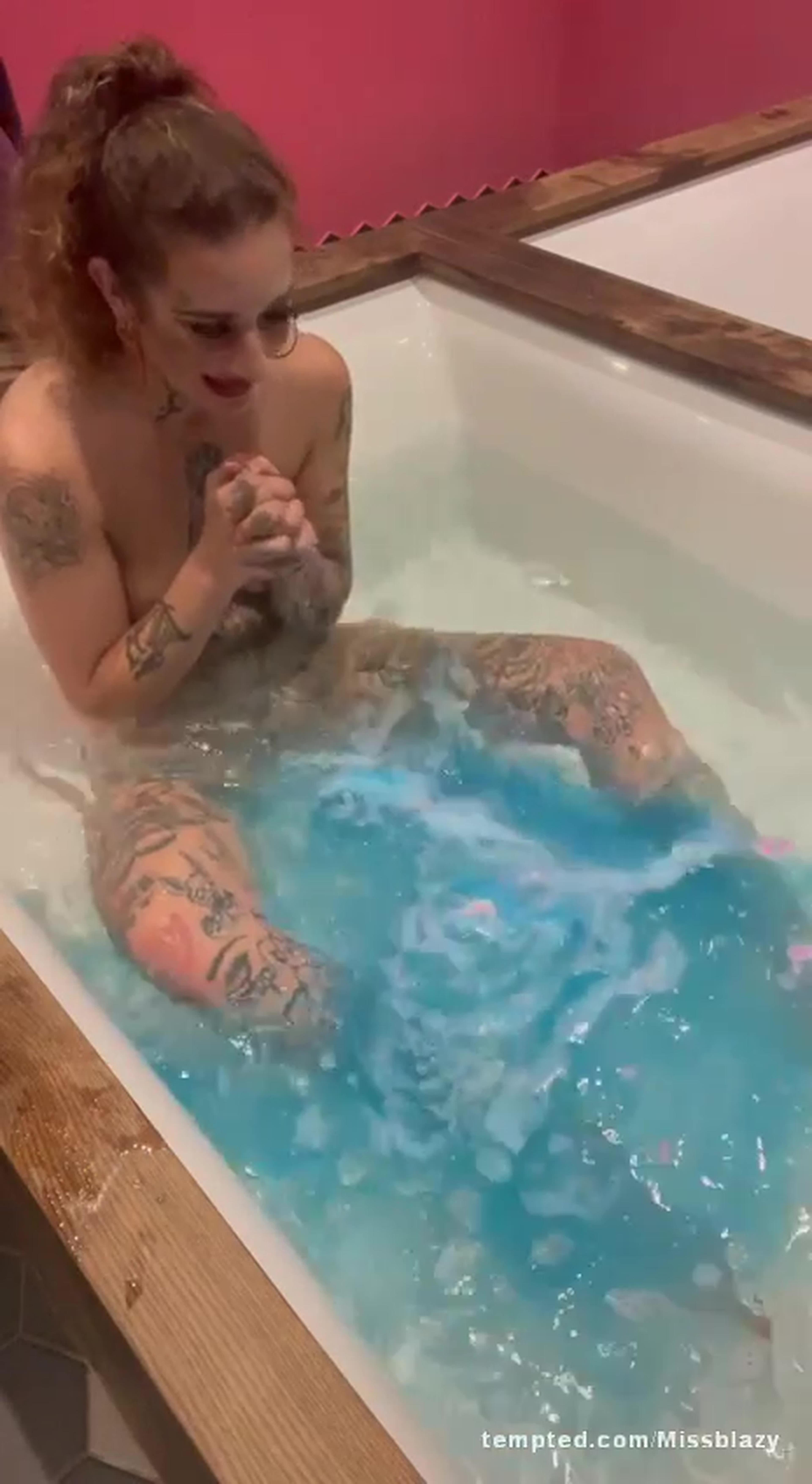 Take a bath with me