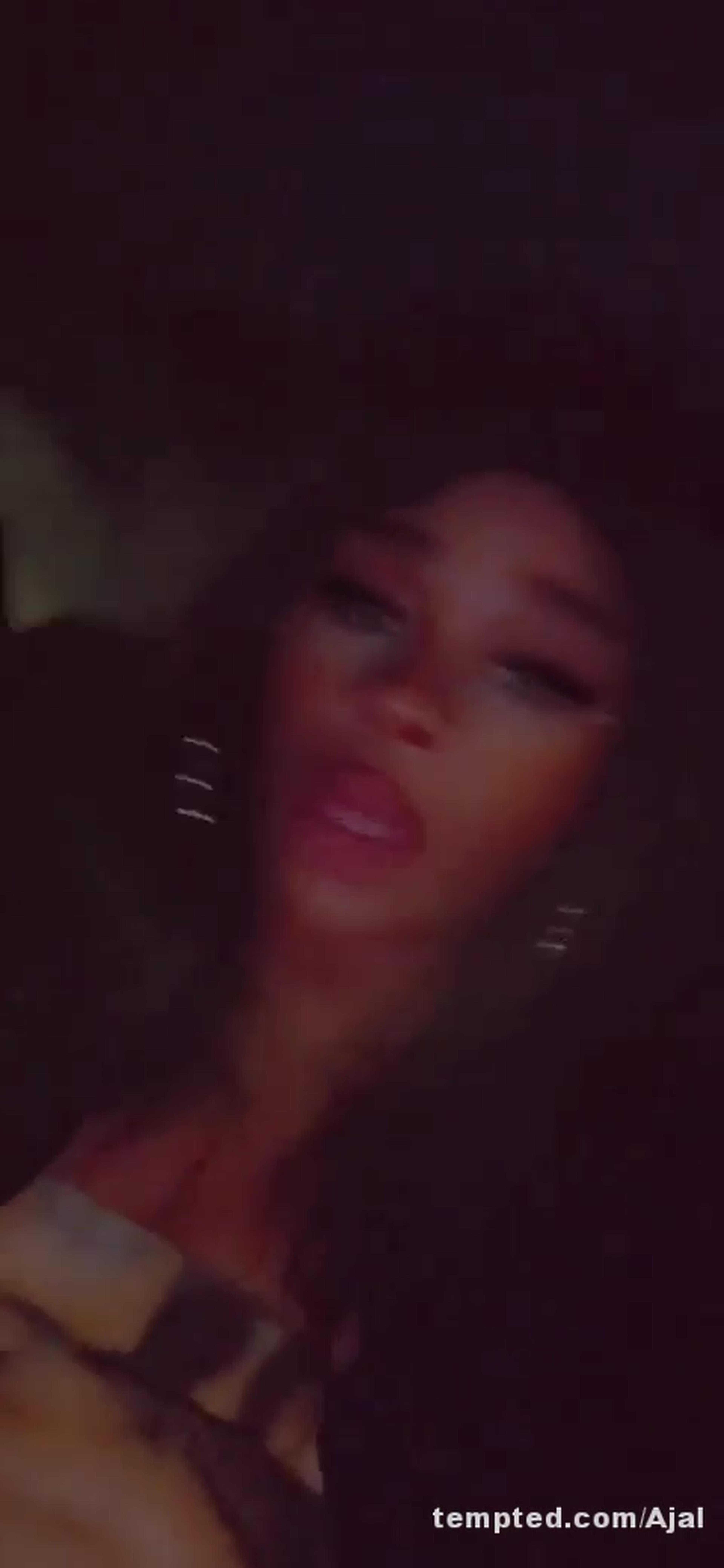 Meeeee
