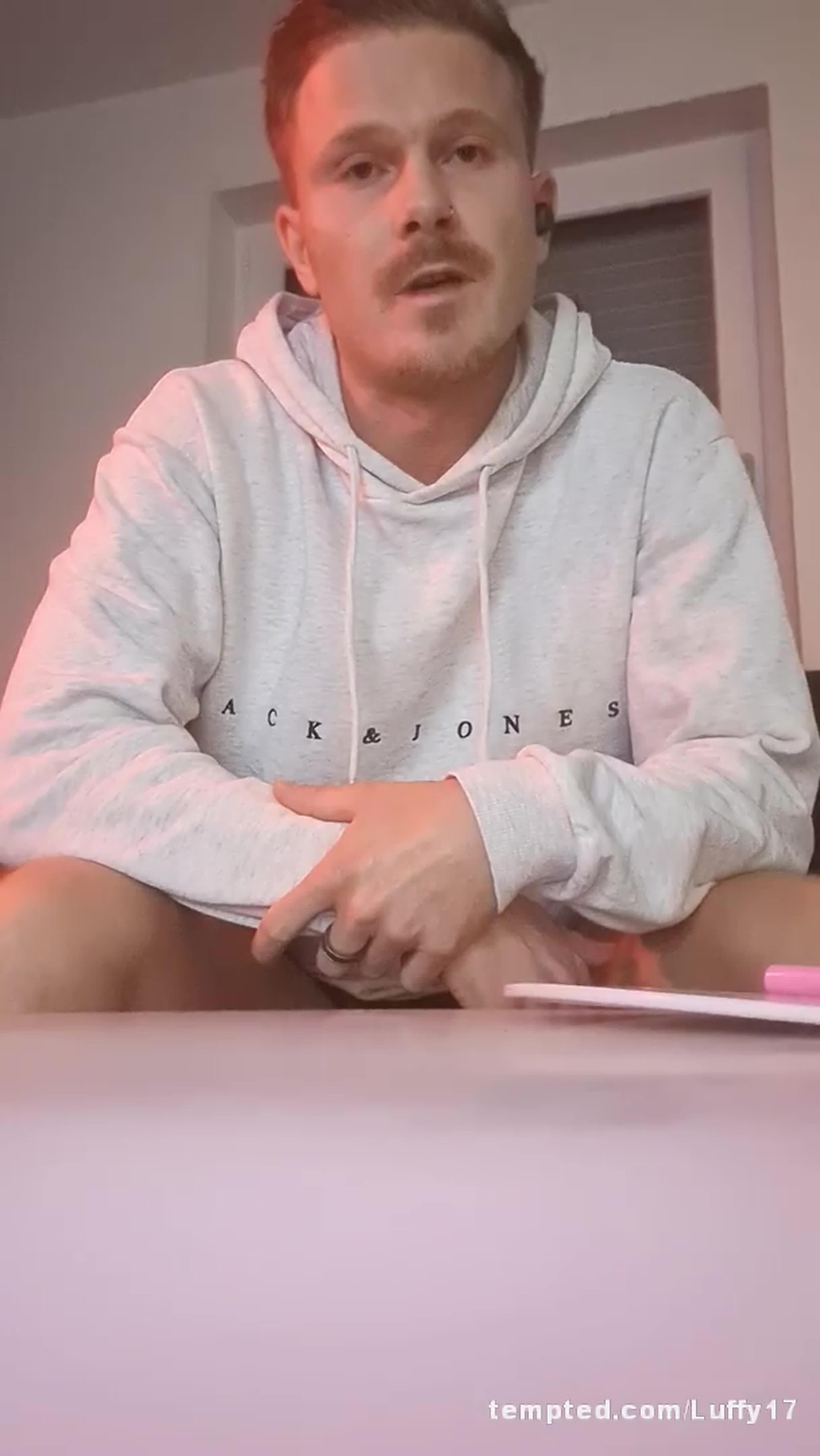 Hey guys 🙃🙋♂️🔥😘