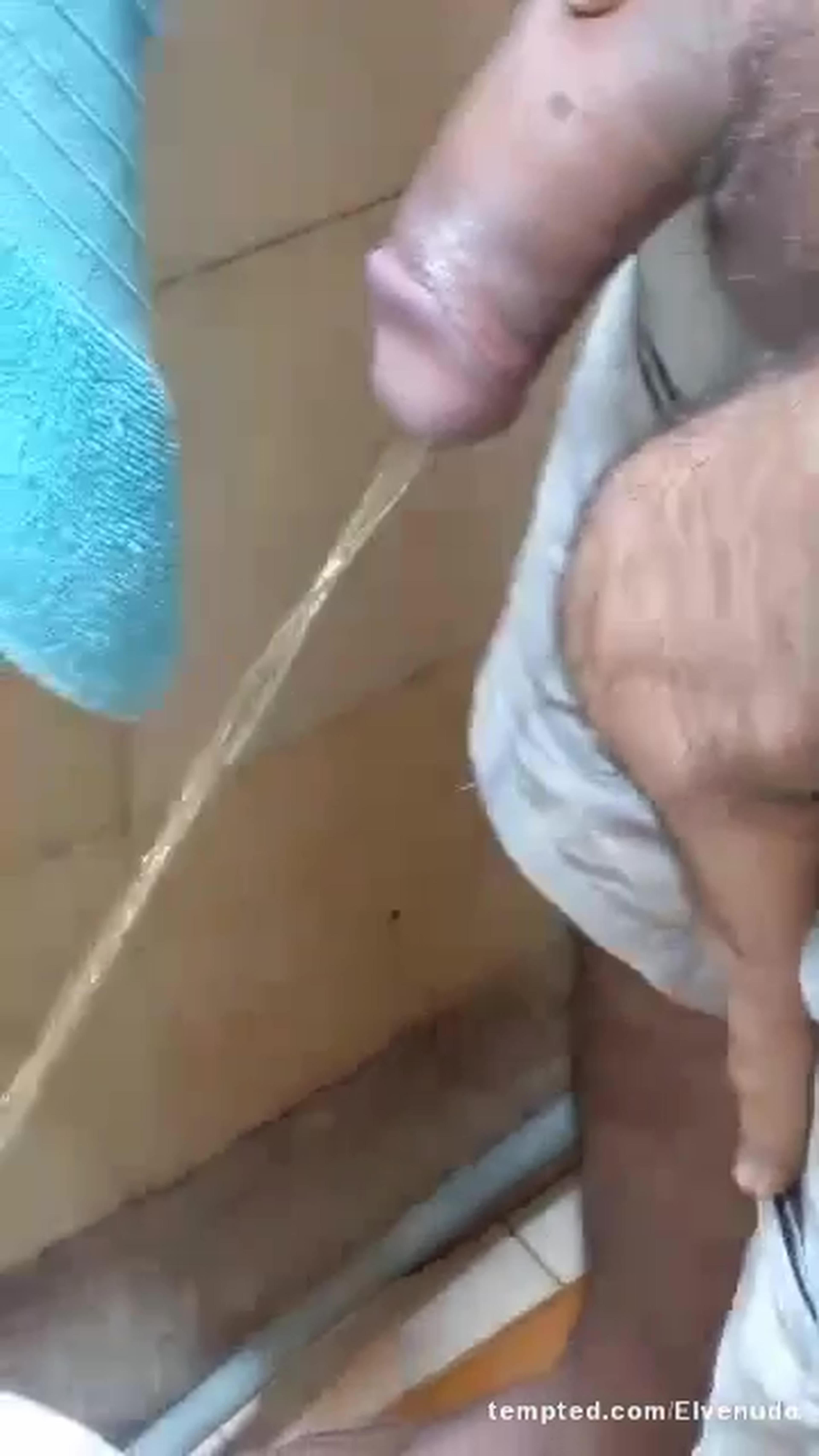 Pisss