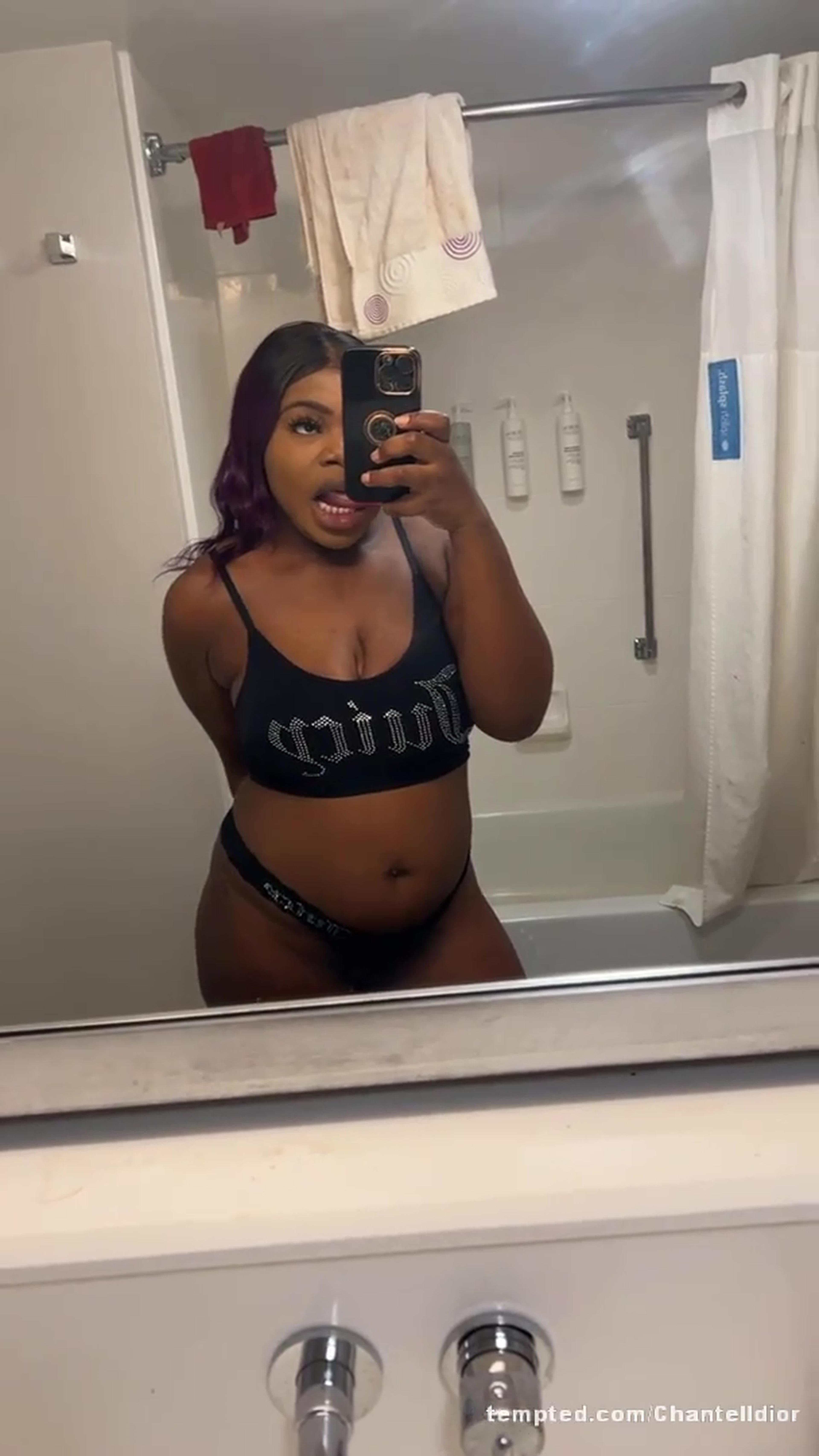 😝