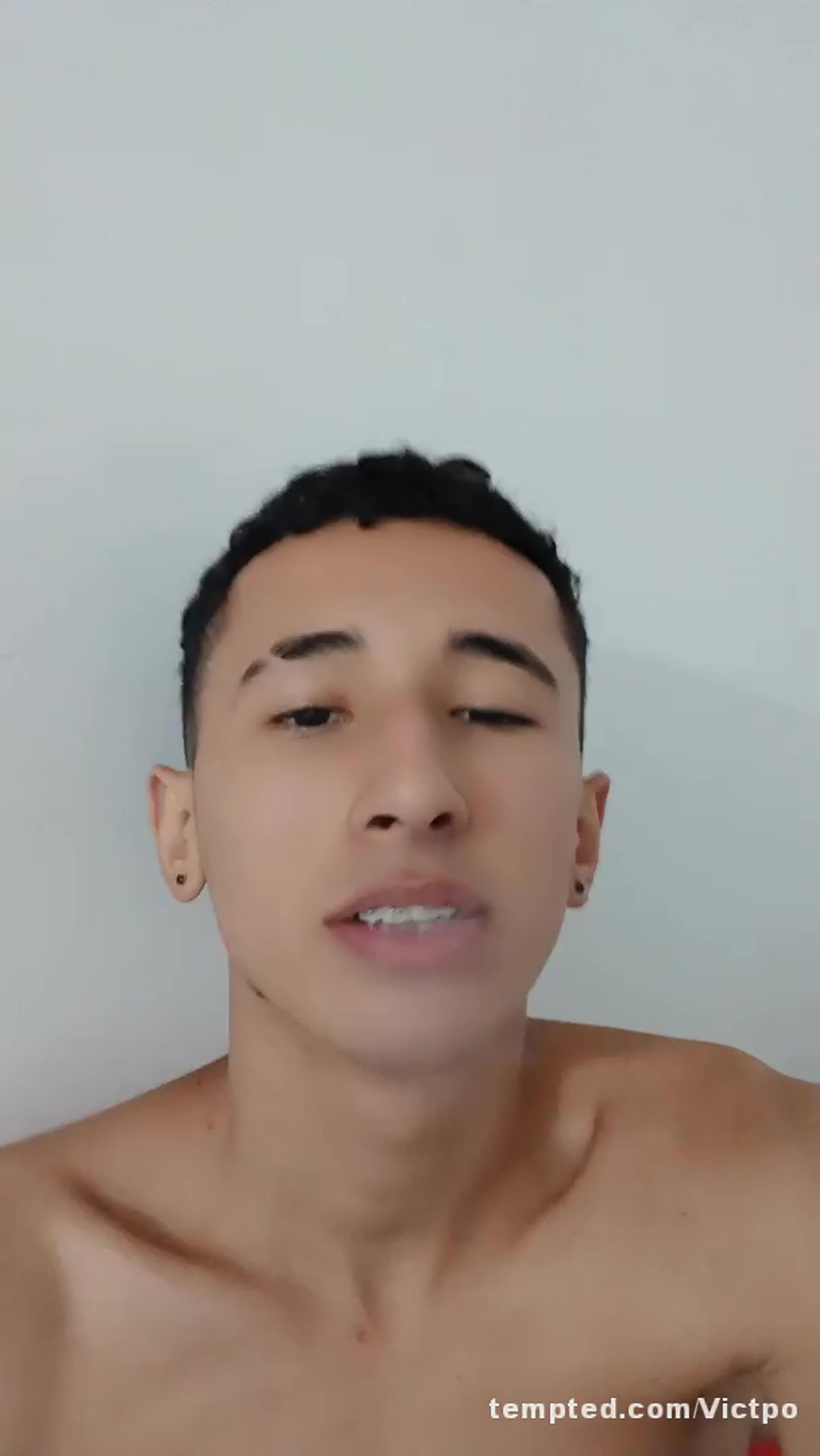 😴