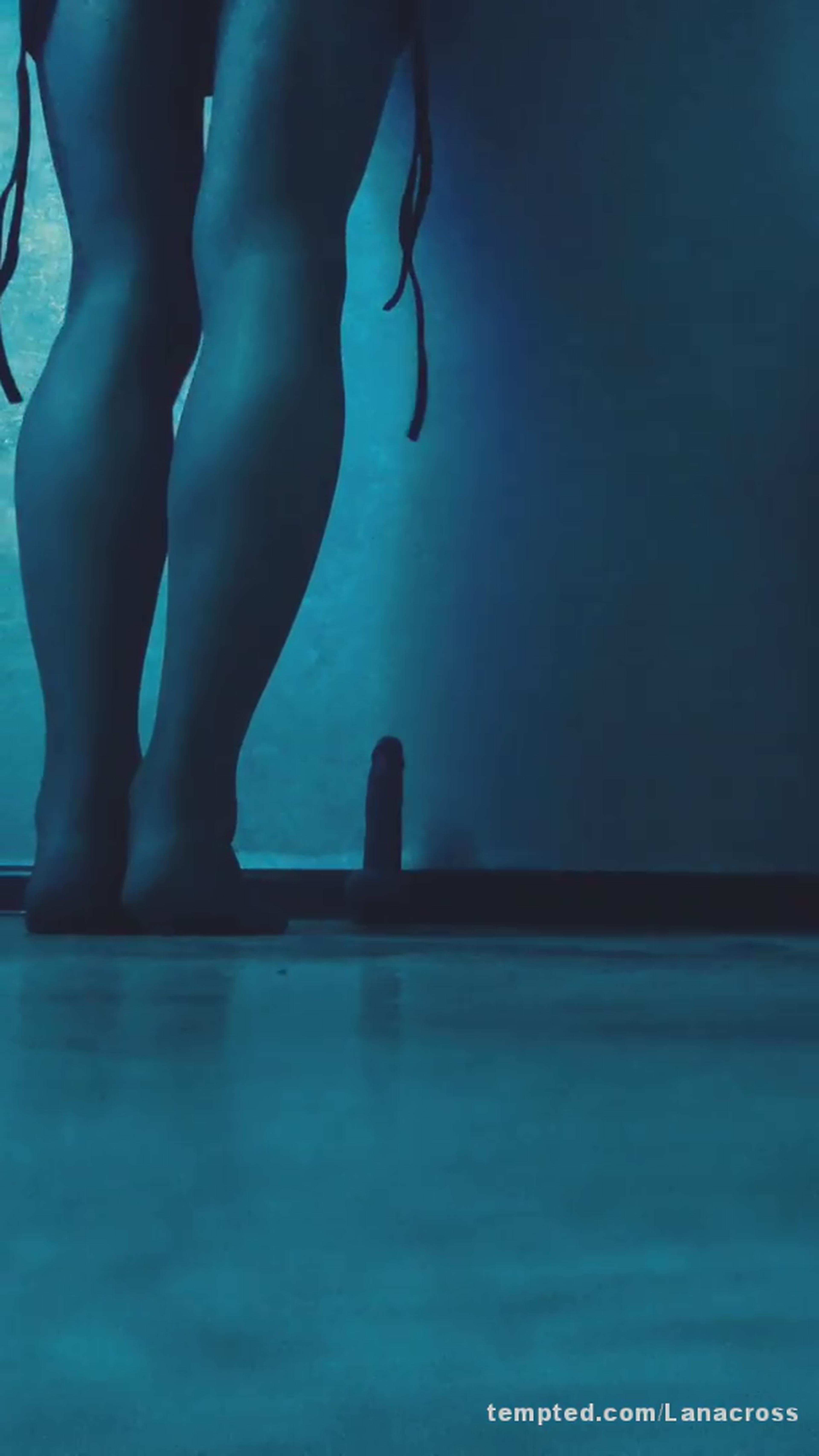 Hot Dance in pantyhose