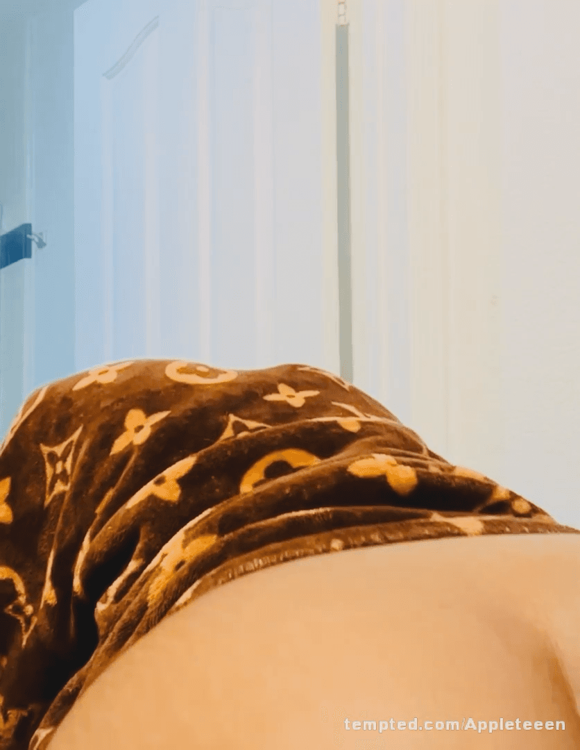 πβΊοΈπ #AssShake #NoPanties