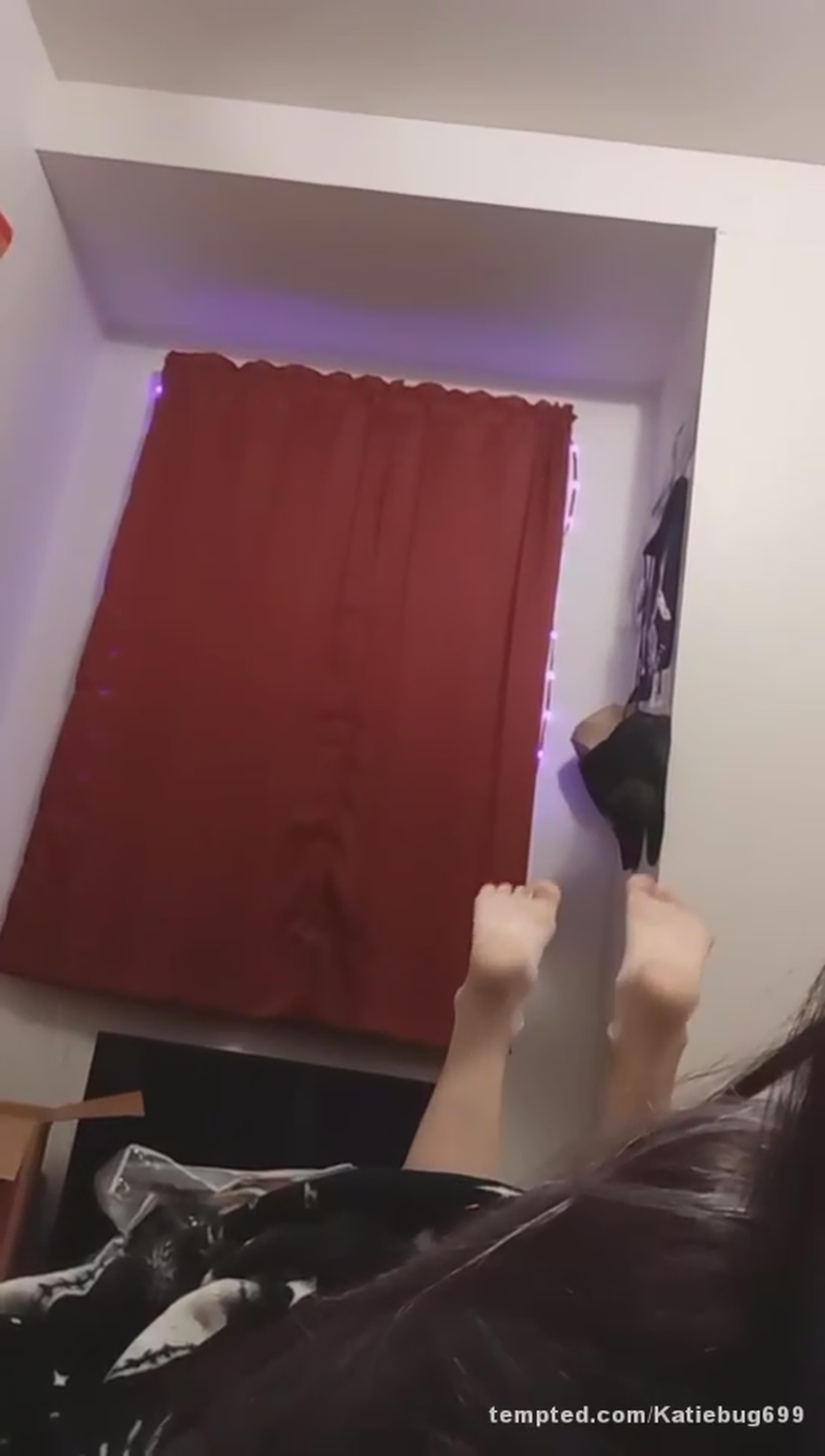 👀