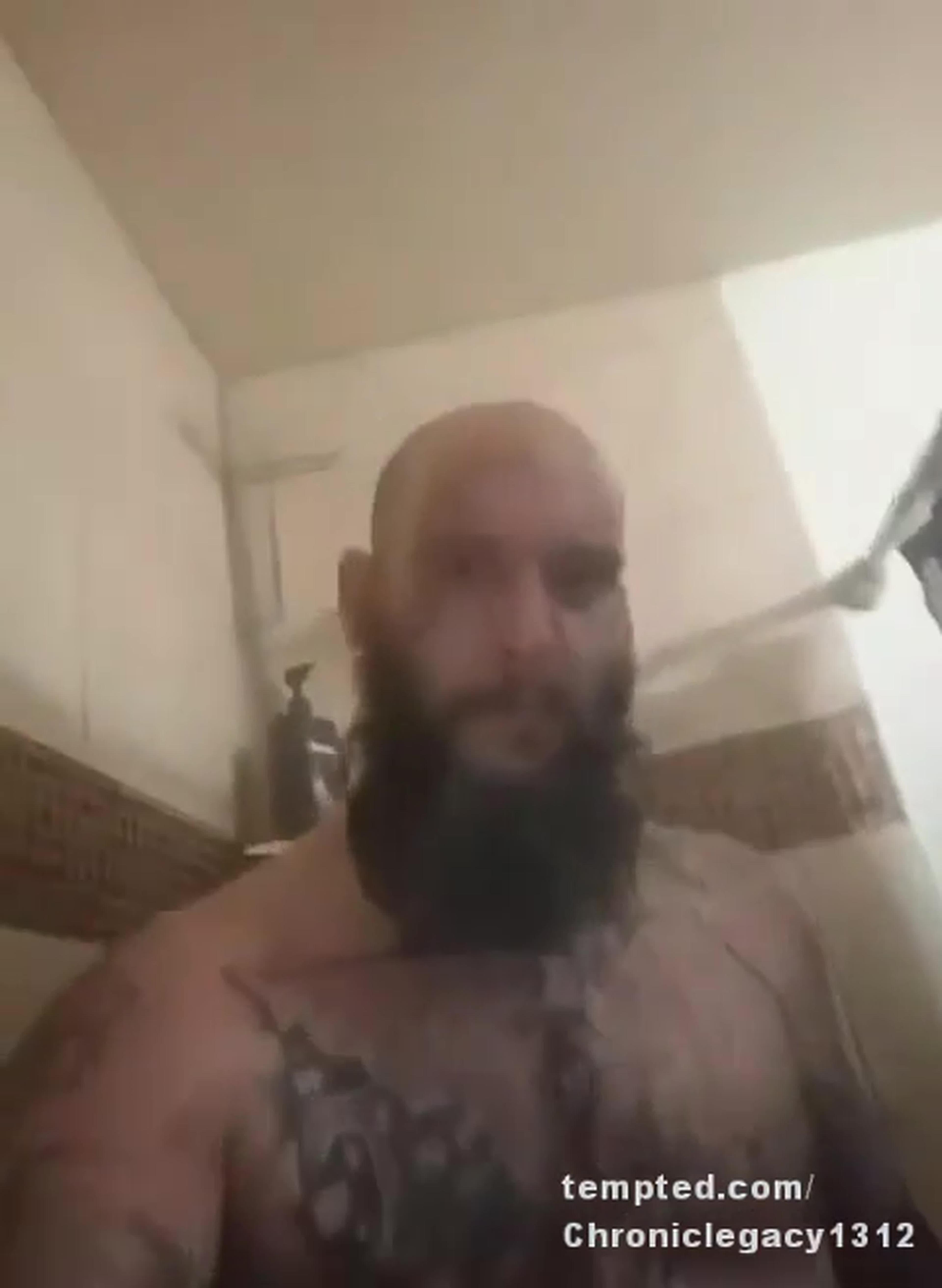 Solo shower wish I had somebody with me